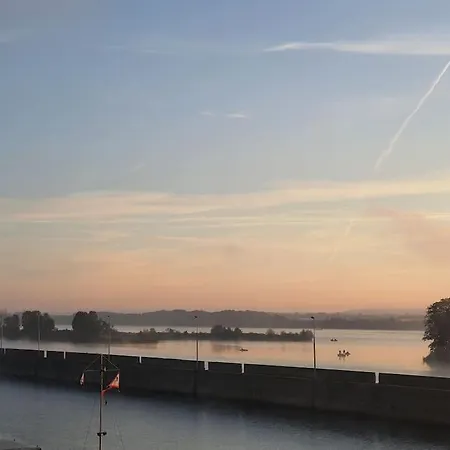 Waterside Zen - Maastricht *