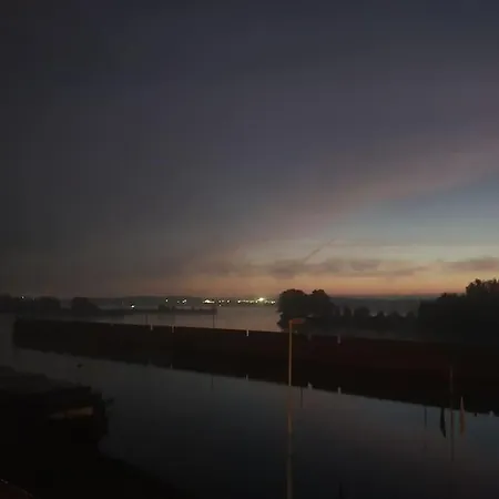 Casa vacanze Waterside Zen - Maastricht